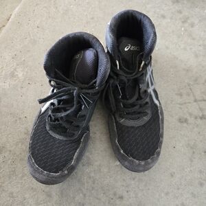 ASICS Kids' Black High-Top Athletic Shoes